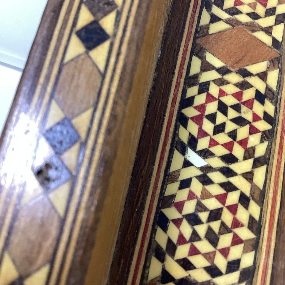 Hand Made Wooden Chess Board + Oriental Carved Chess Set Pieces with intricate inlaid patterns.
